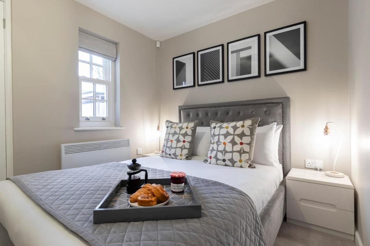 Elliot Oliver - 2 Bedroom Garden Apartment With Parking Челтнъм Екстериор снимка