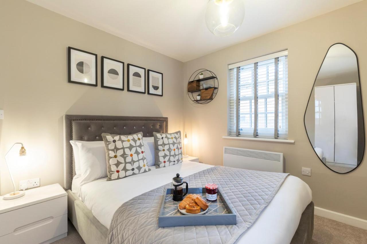 Elliot Oliver - 2 Bedroom Garden Apartment With Parking Челтнъм Екстериор снимка